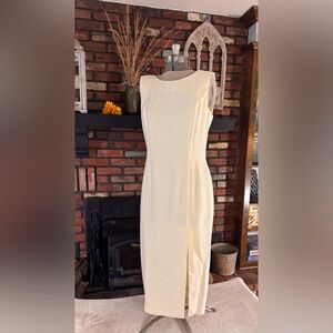 Donna Ricco Cream Midi Dress